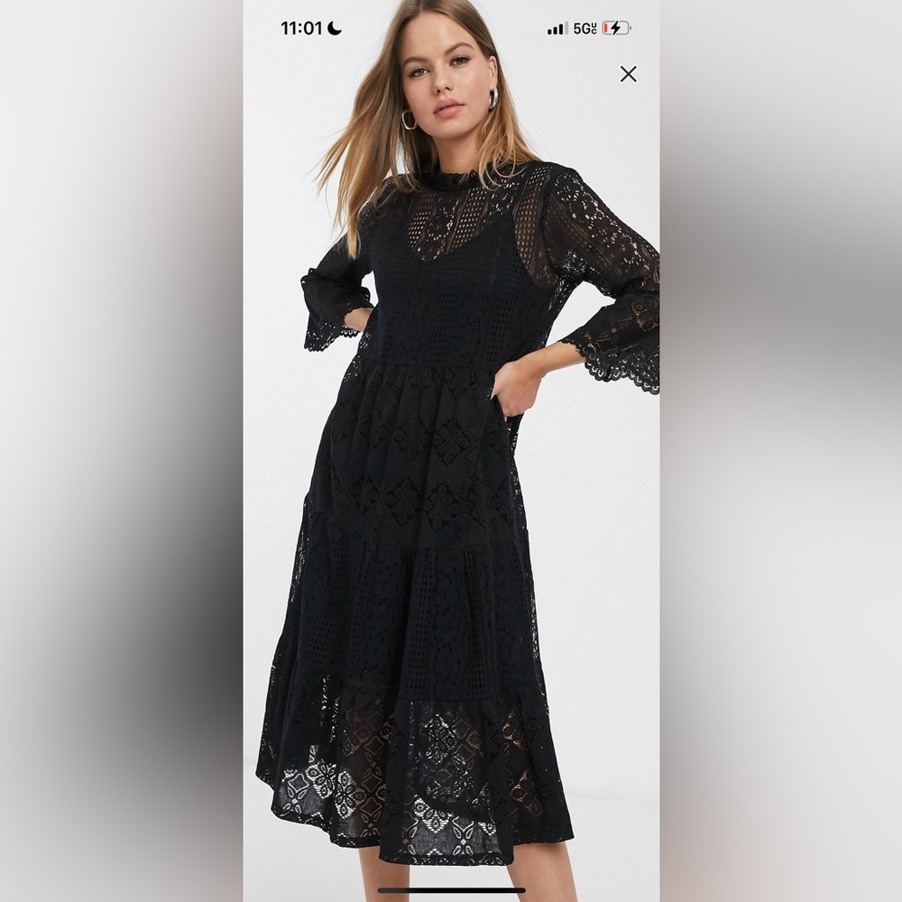 Vera Moda NWT lace midi dress with high neck in black size M